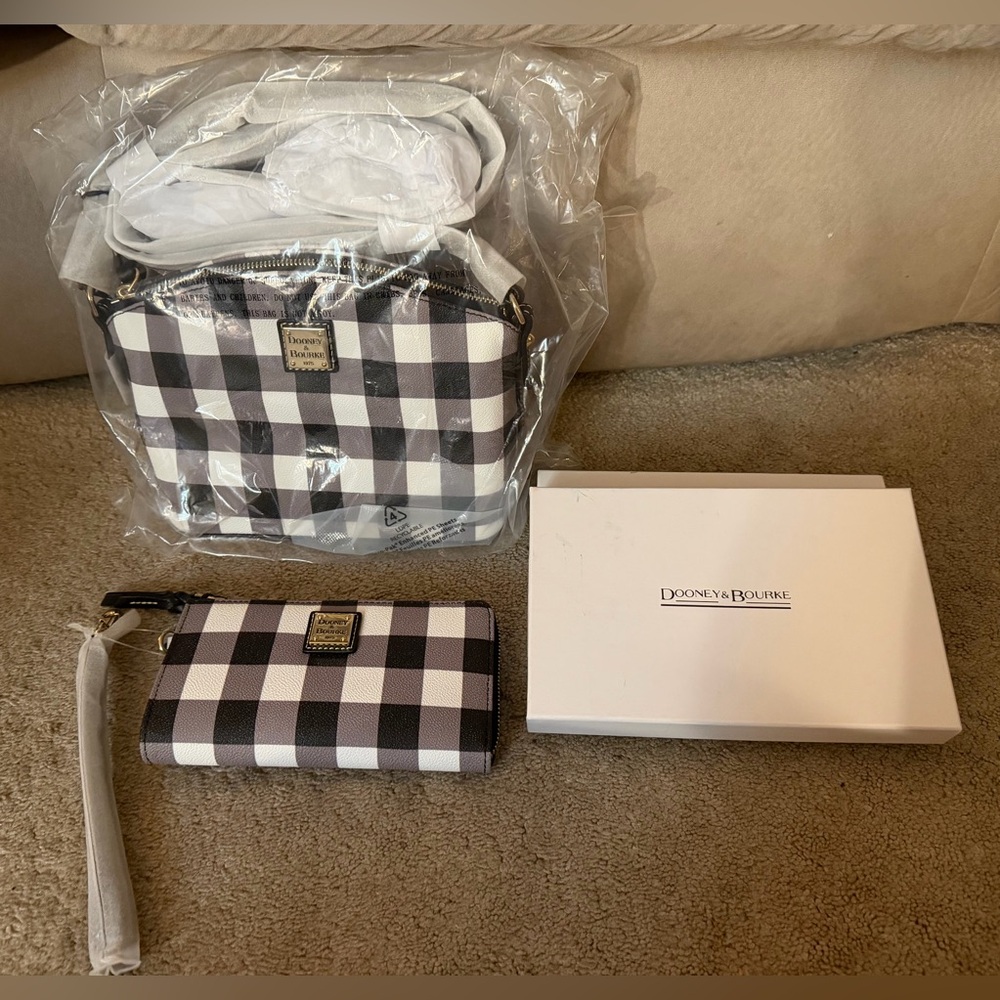 Dooney & Bourke Tucker Suki Crossbody Purse and Wallet Set